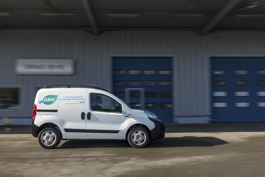  Fiat Fiorino Natural Power (225) 2016 года  (фото 7 из 26)